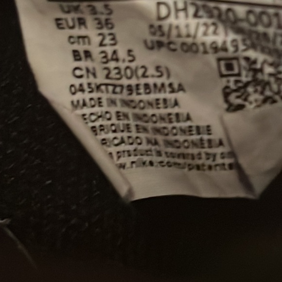 Air Force 1 black - Picture 2 of 2